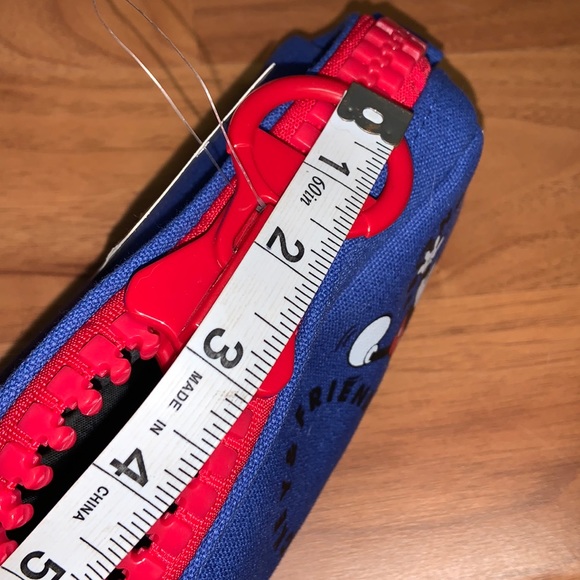 NWT Disney x Primark Mickey Mouse Pencil Case - Picture 7 of 9